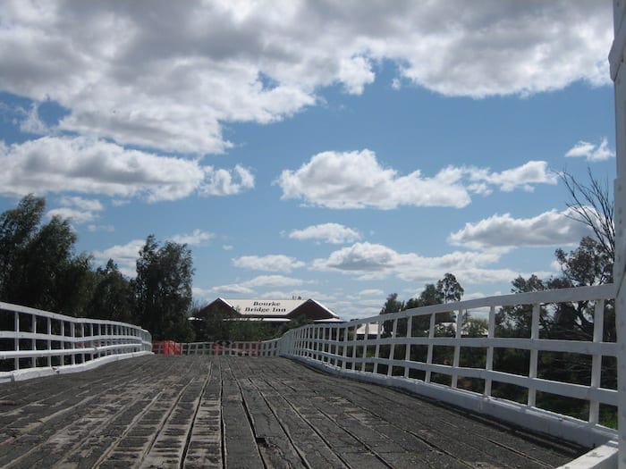 The left hand hook in Old Bourke Bridge, looking east to west.