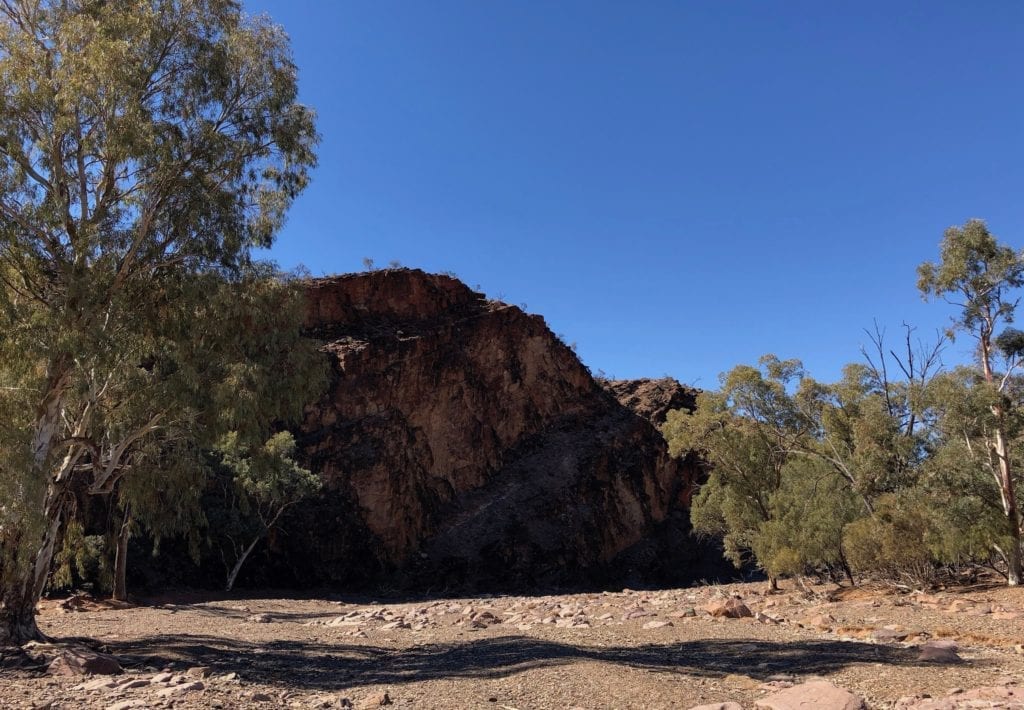 The cliff walls of Chambers Gorge are about 100m high.